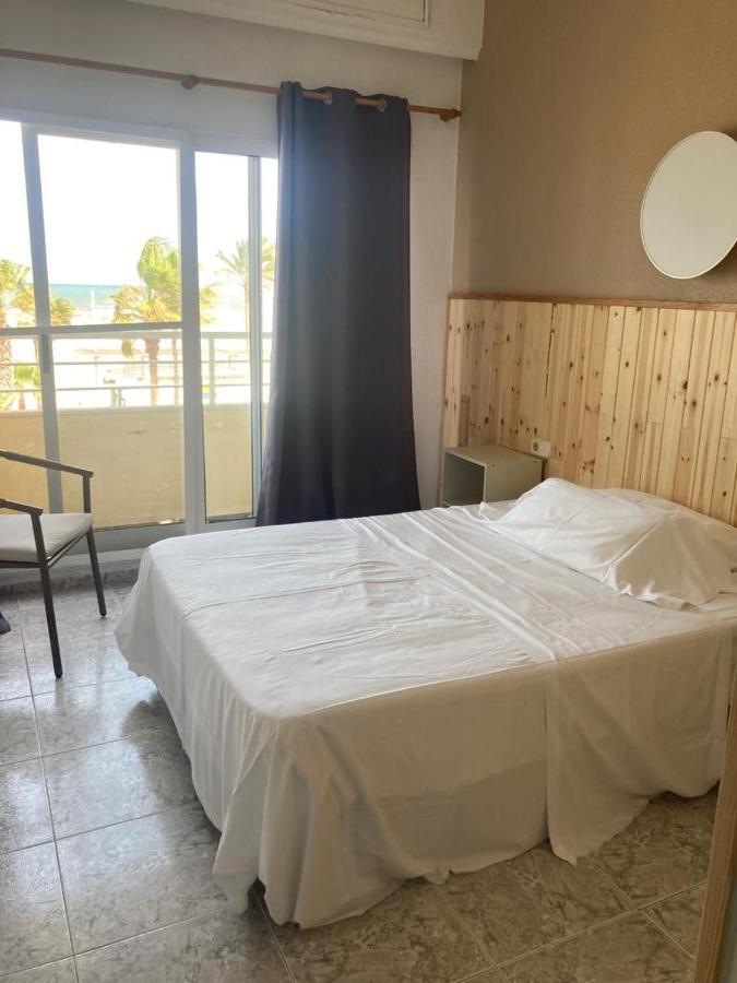 Malvarrosa Beach Rooms Valência Exterior foto